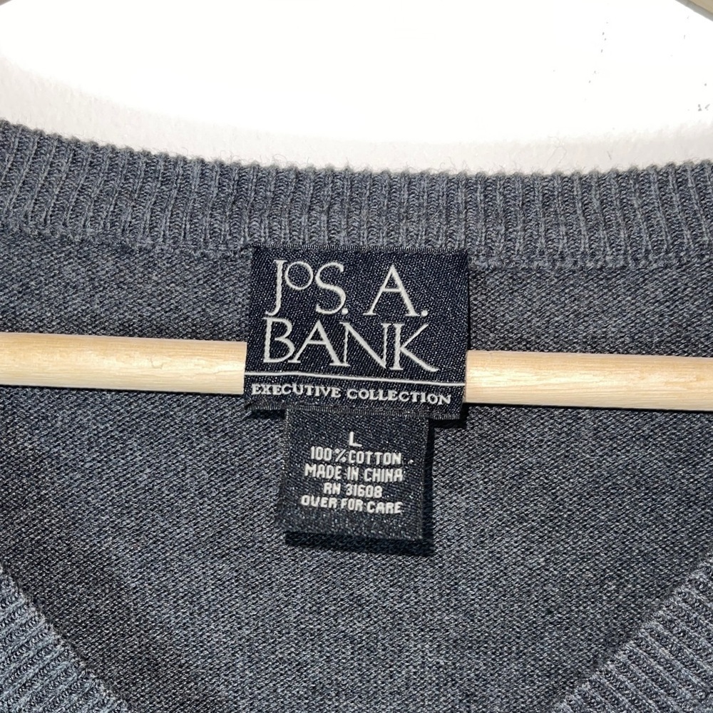Jos. A. Bank Gray V-Neck Sweater with Red and Green Argyle - Picture 7 of 7